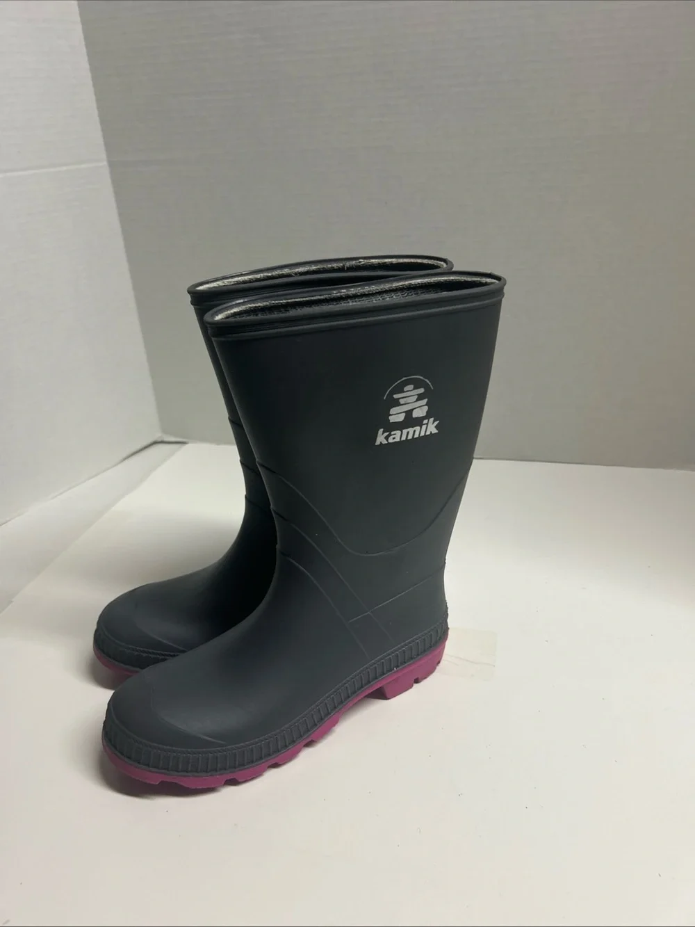 Kamik Kid’s Rubber Rain Boots Girls Waterproof Pink / Gray Size 3